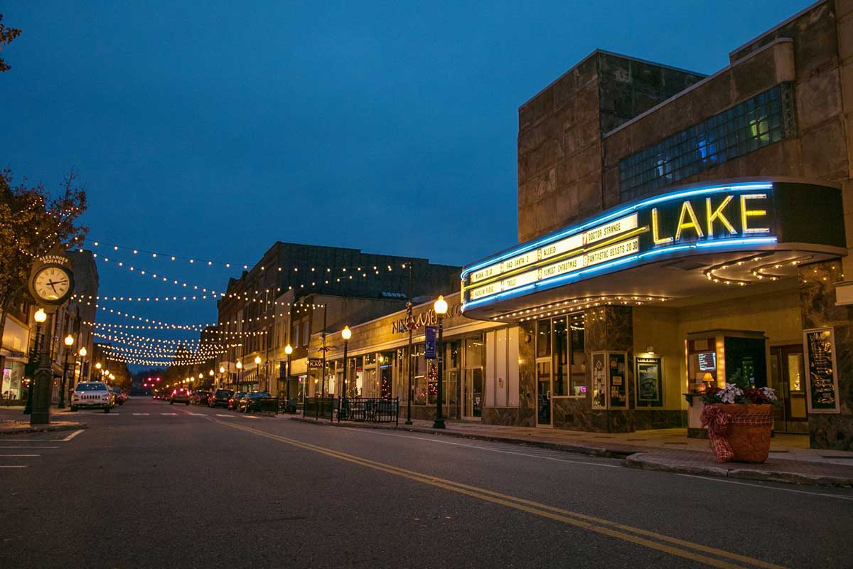 Downtown Barberton in the evening